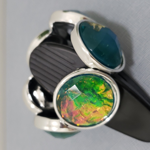 Chunky Statement Fun Fashion Costume Stretch Bracelets - Picture 3 of 9